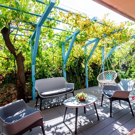 Daire Pieds Dans L'eau Terrace, & Cactus